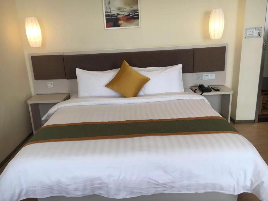Home Inn Plus Shanghai New International Expo Center Yushan Road Yuanshen Sports Luaran gambar